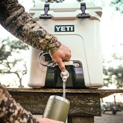 YETI Silo 6 Gallon Water Cooler 10 YETI Silo 6 Gallon Water Cooler -Backpack Shop 61PPwOIDTyL