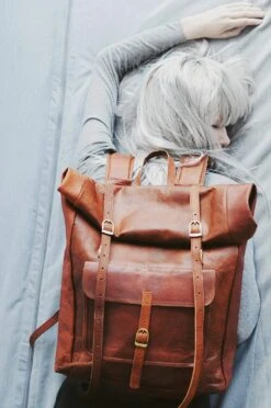 Berliner Bags Leeds XL Leather Backpack Laptop Rucksack Men Women Retro Brown 12 Berliner Bags Leeds XL Leather Backpack Laptop Rucksack Men Women Retro Brown -Backpack Shop 71 8gaf64aL