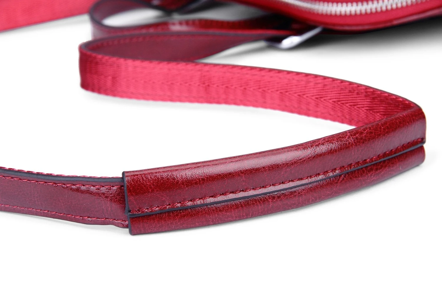 Heshe Women's Vintage Leather Backpack Casual Daypack For Ladies And Girls (Wine-R) 5 Heshe Women's Vintage Leather Backpack Casual Daypack For Ladies And Girls (Wine-R) - Image 5