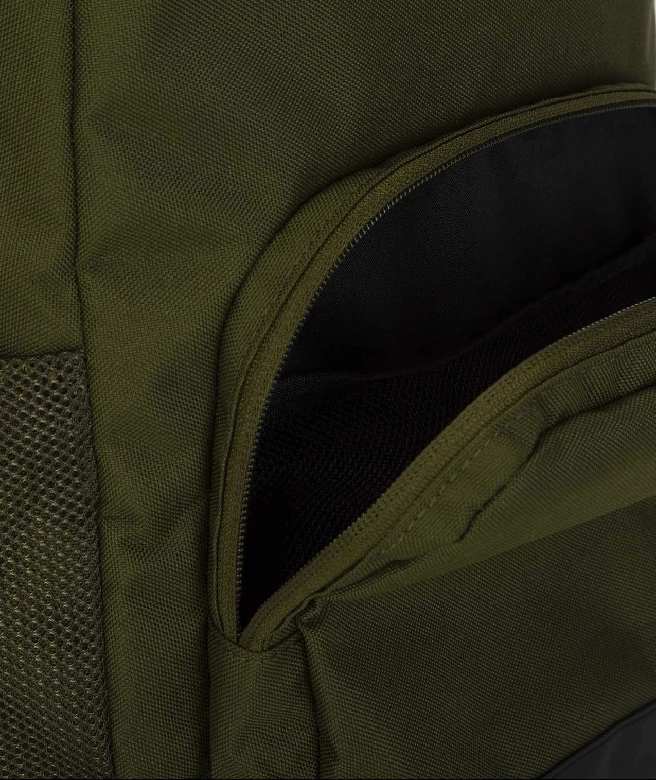 Hurley Blockade II Solid 21L Backpack - Legion Green 3 Hurley Blockade II Solid 21L Backpack - Legion Green - Image 3