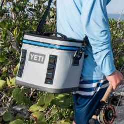 YETI Hopper Flip 8 Portable Cooler, Fog Gray/Tahoe Blue -Backpack Shop 810ahJmkikL