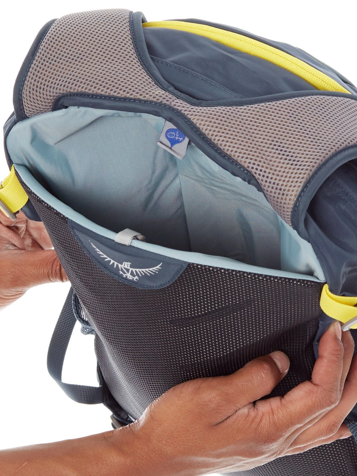 Osprey Packs Daylite Plus Daypack, Stone Grey, One Size 2 Osprey Packs Daylite Plus Daypack, Stone Grey, One Size - Image 2